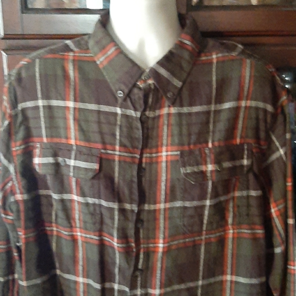 Men's shirt